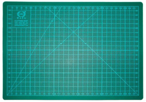 Planșetă pentru tăiere, A2 (600х450х3 mm), verde