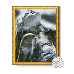 Ea este lupoaică, 40x50 cm, mozaic cu diamante