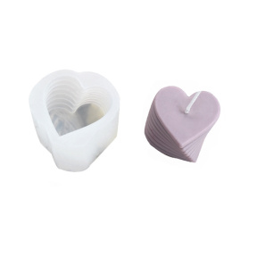Matriță de silicon pentru lumânare, Inimi în trepte, 6,5х7х5 cm